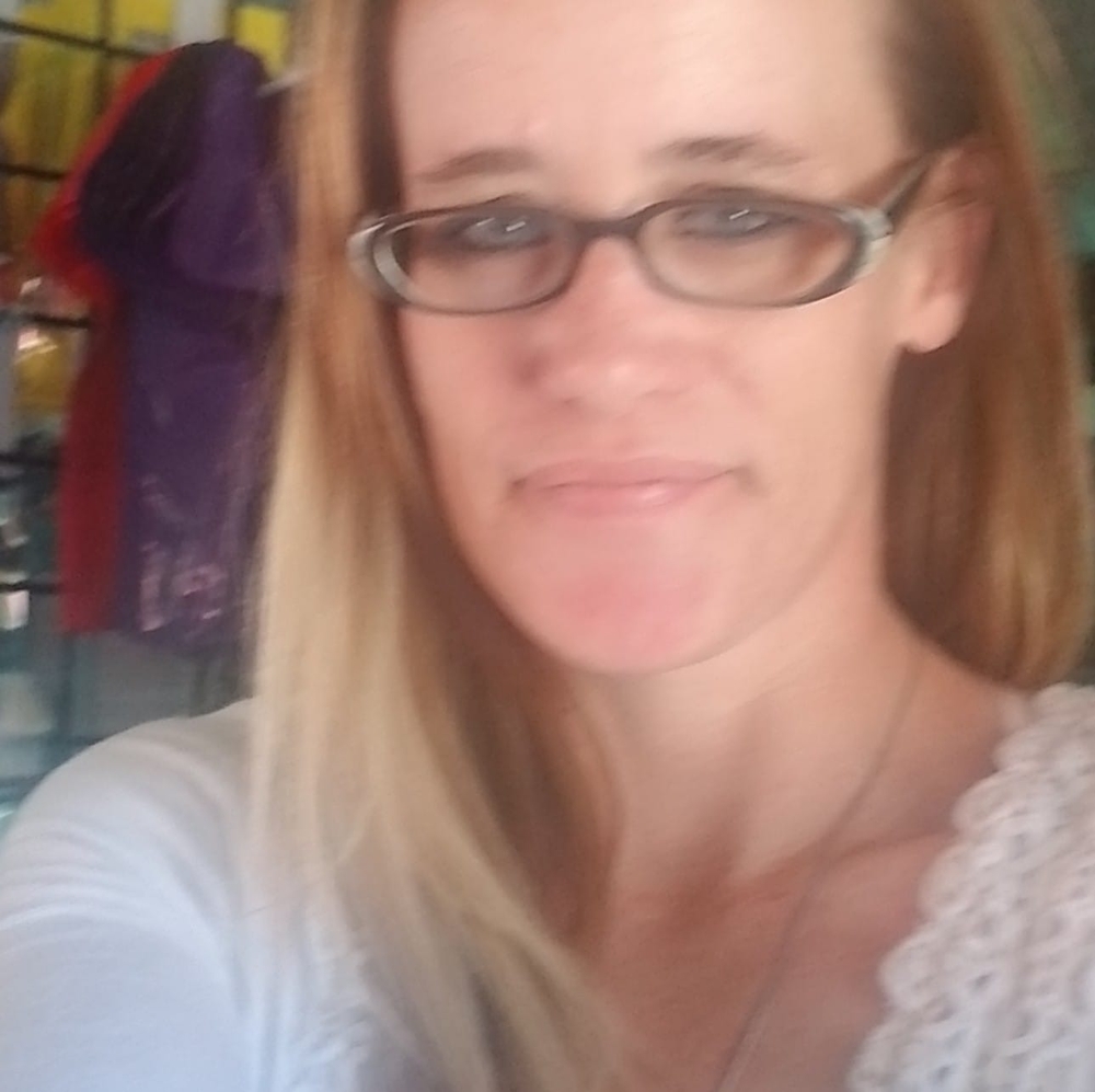 Meet your Posher, Tina